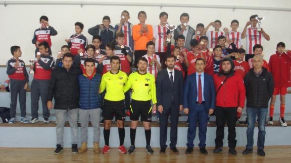 Okul Sporları Futsal Başarısı
