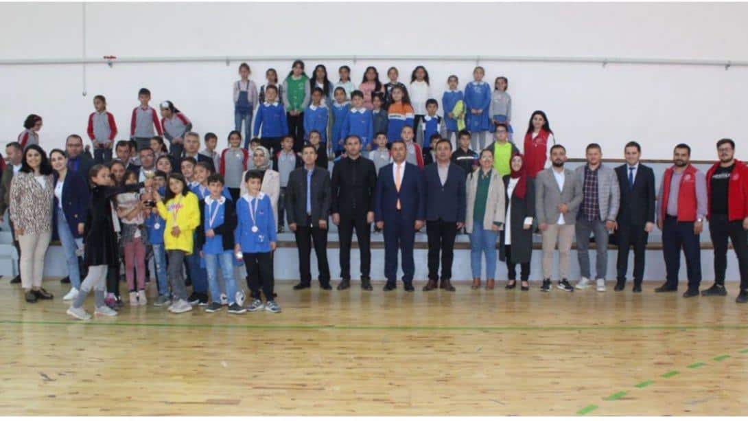5. İlçe Geneli İlkokullar Bilgi ve Kültür Yarışmaları Tamamlandı.