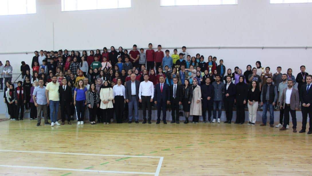 İlçe Geneli Ortaokullar Bilgi ve Kültür Yarışmalarının Altıncısı Tamamlandı.