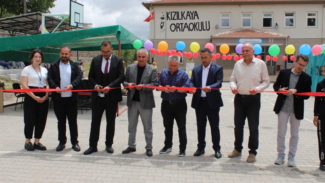 Kızılkaya Ortaokulu Sergi ve Kermesi Açıldı.