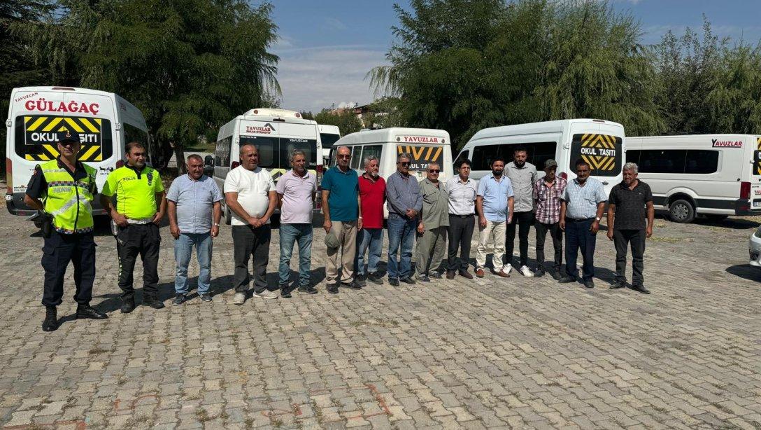 Taşımalı Servis Şoförleriyle Toplantı Yapıldı