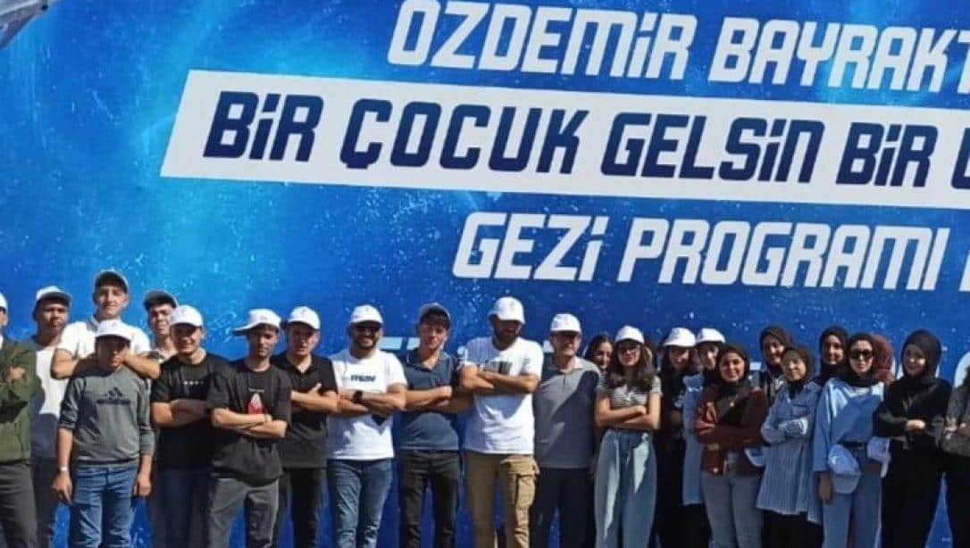 İlçemiz Okulları Teknofest Festivali İçin Adana'ya Gitti